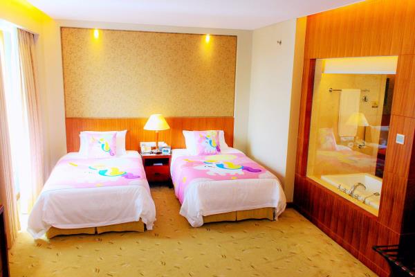 汕尾巴黎半岛酒店