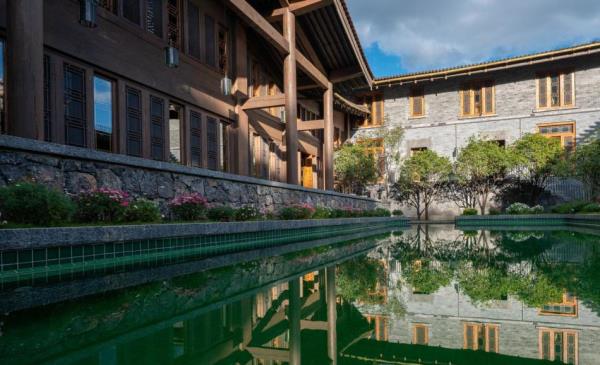 丽江松赞林卡酒店详情-pc酒店预订-中国南方航空官网